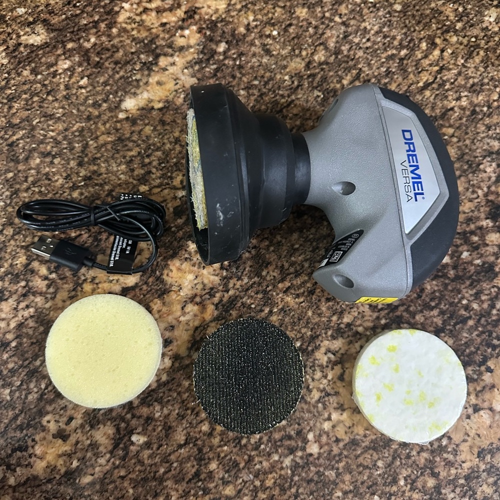 Dremel Versa Cleaning Tool with Accessories
